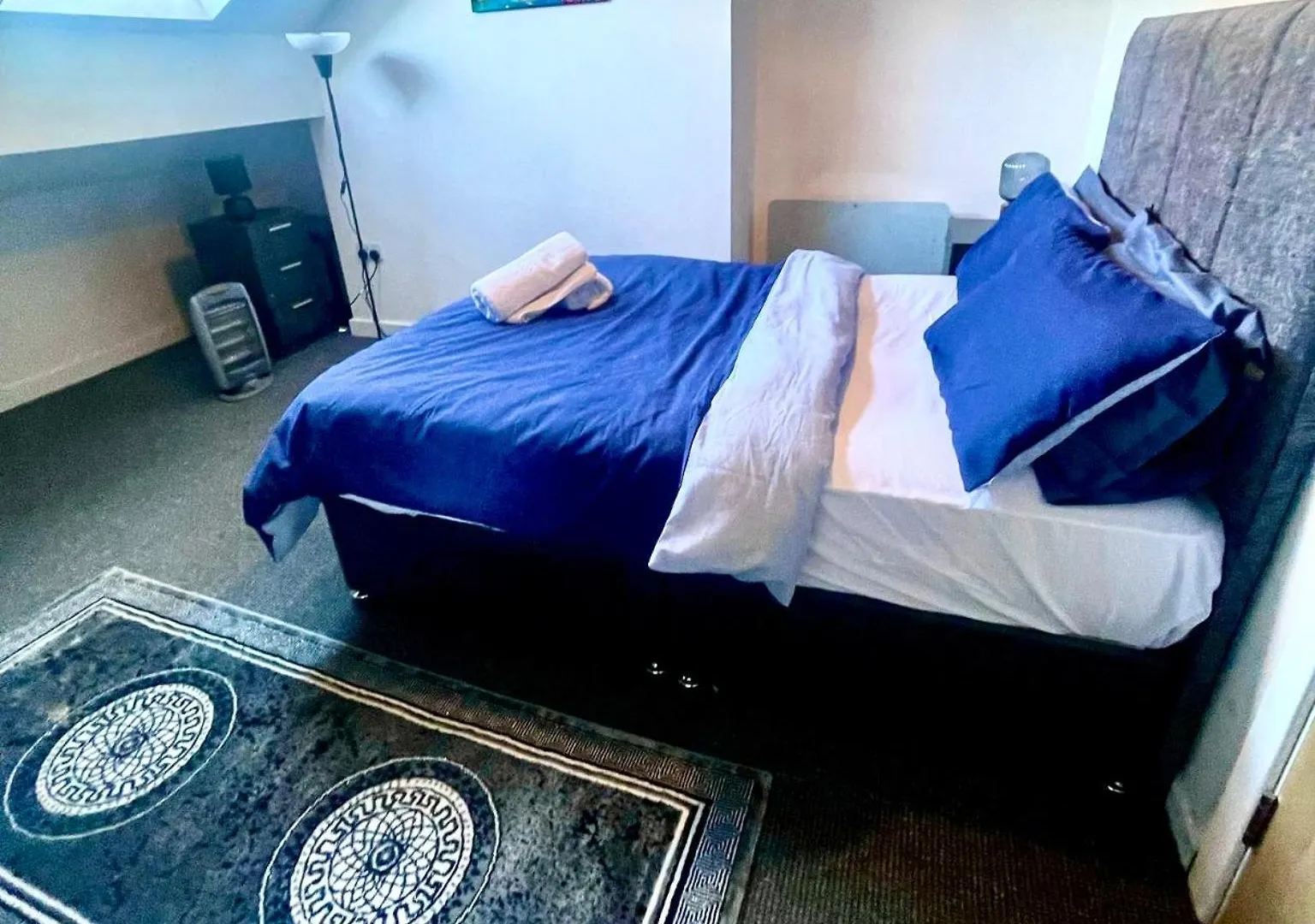 Rawson Apartments - Stylish City Centre Hideaway With 85 Inch Tv Cinema Room & Pool Table 브래드퍼드 영국